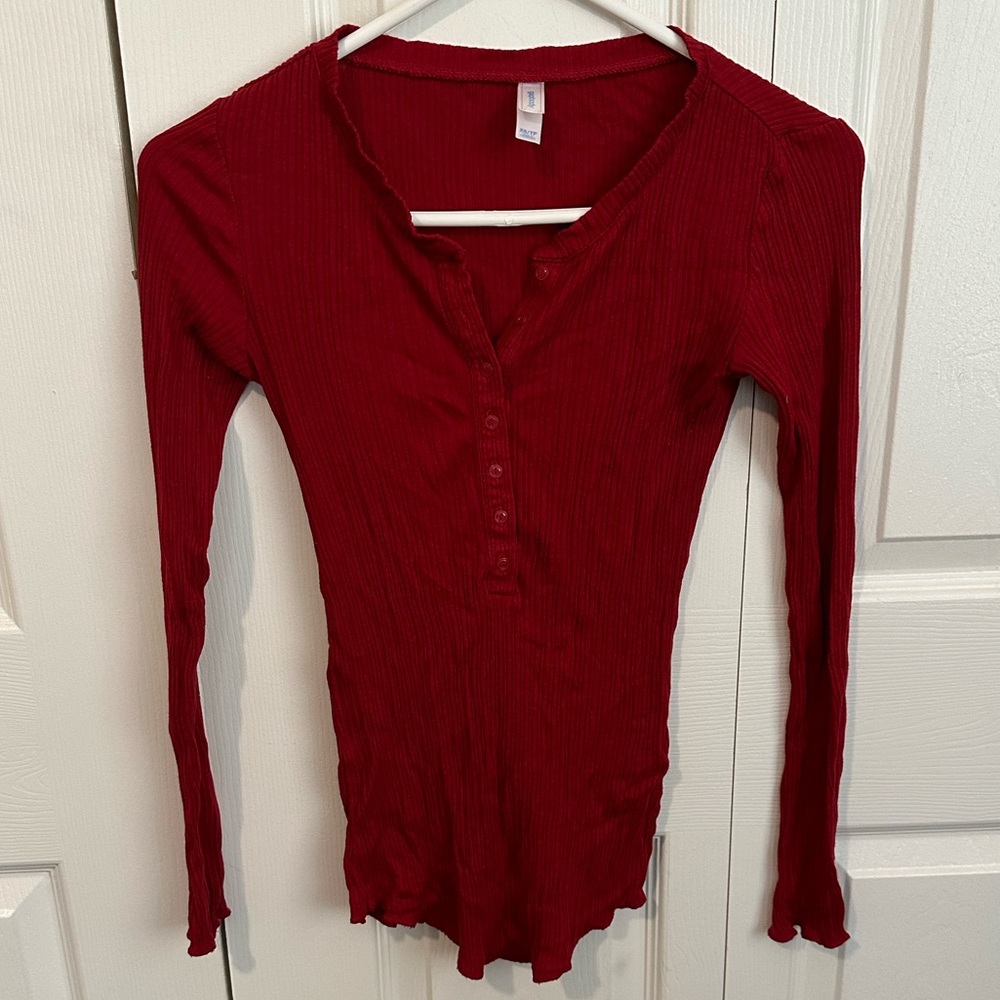 Gapbody Vintage Red Long Sleeve